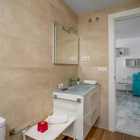Downtown Cozy In Boliches By Costarentals - Ref 180 Apartment